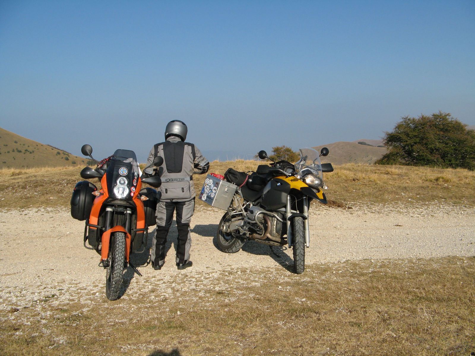 parco nazionale monti sibillini in moto